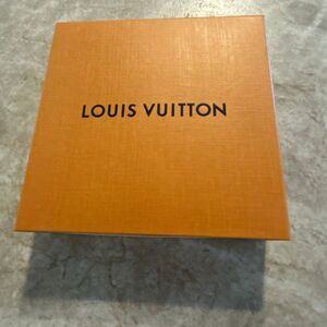 LOUIS VUITTON Gift Box